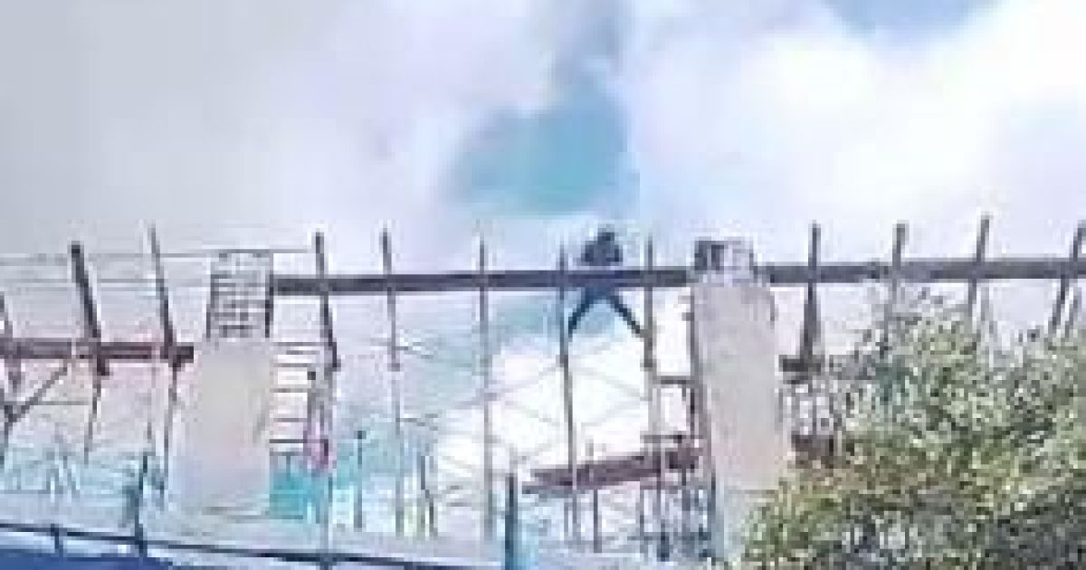 Sirkus Gratis di Pembangunan Parkir RSUD Tangerang Bikin Geleng Kepala